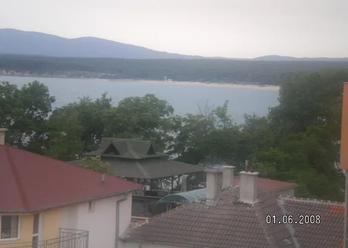 Отель Sirena Приморско