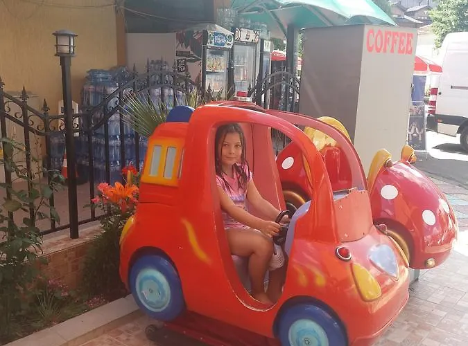 Отель Sirena 2*